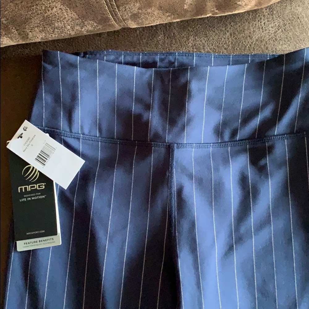 MPG pinstriped Navy blue tights NWT